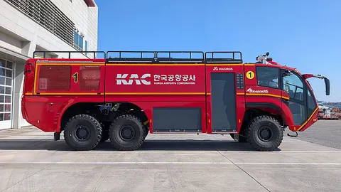 DRAGON X6 김포국제공항 납품 공개 기록 사진, 측면, 1번 차량 표기